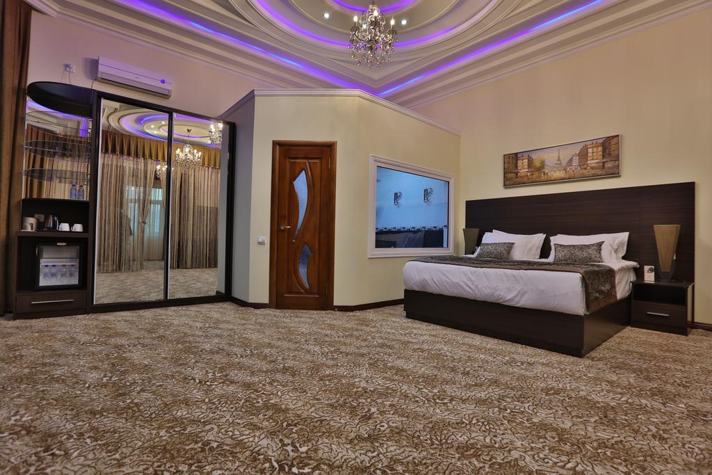Lotte Palace Dushanbe Exterior photo