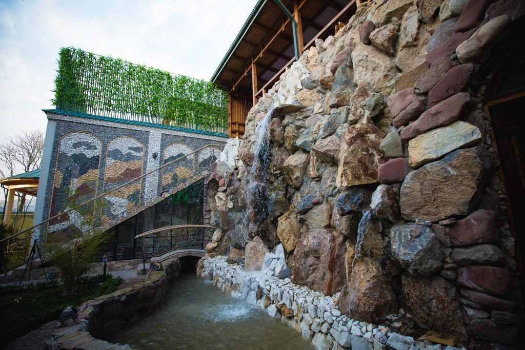 Lotte Palace Dushanbe Exterior photo